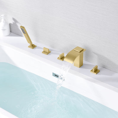 Conjunto de torneira para banheira romana montada em deck de ouro escovado, bico cascata de cinco furos com chuveiro de mão